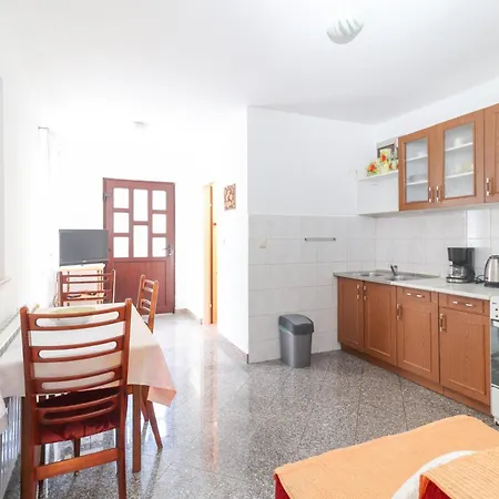 Apartment Luka Opatija
